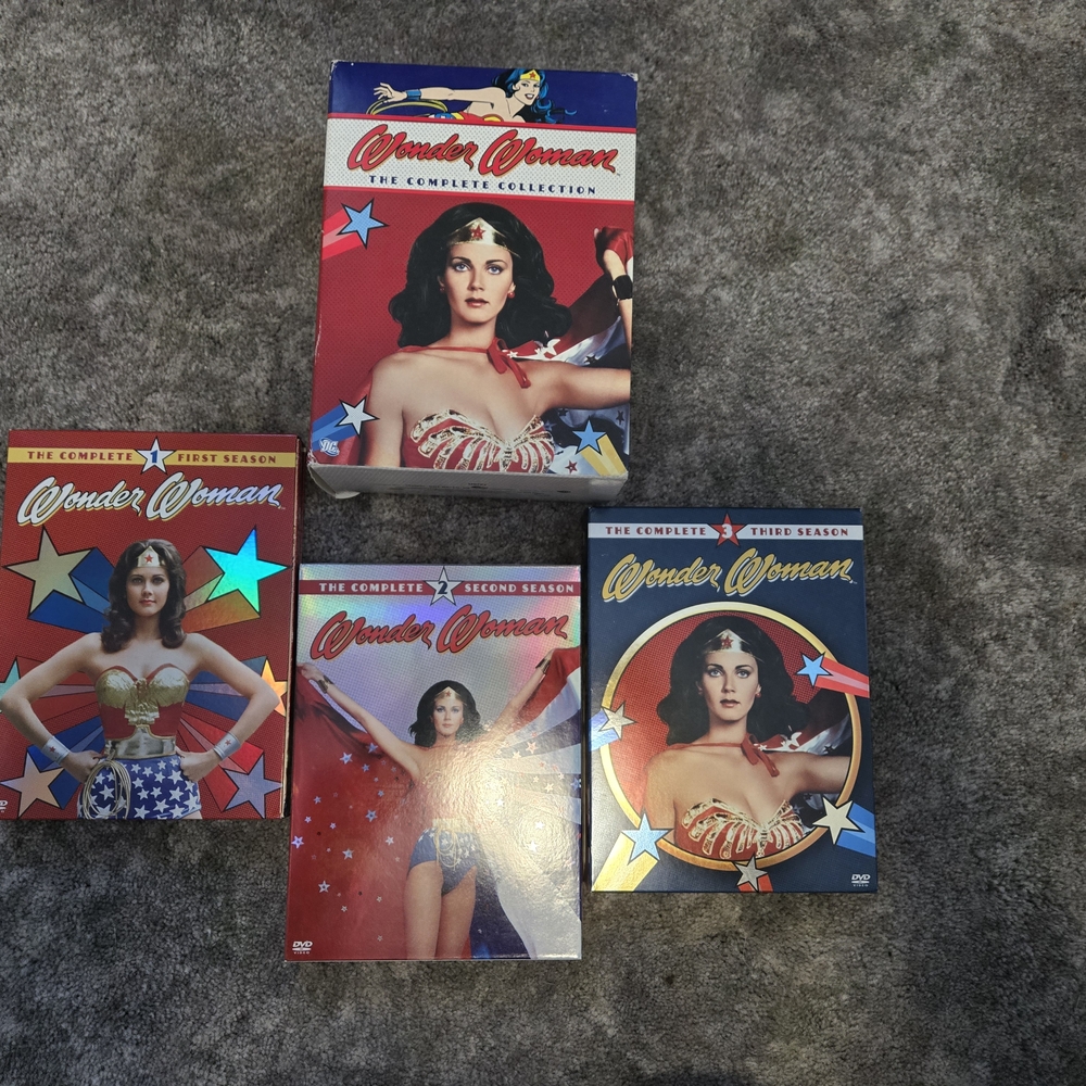 Wonder Woman DVD Collection - Red and Blue Covers